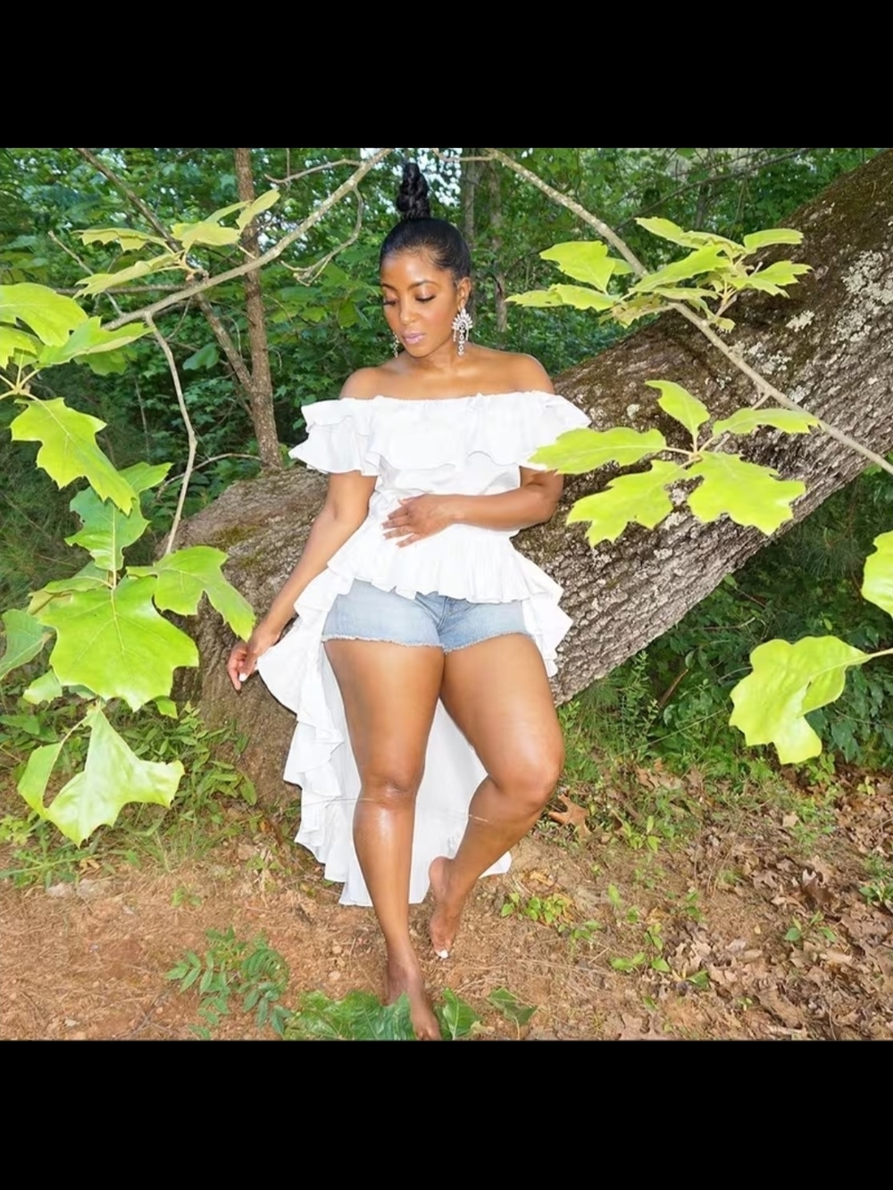 Off-Shoulder Ruffle High-Low Blouse in White - Picture 3 of 7